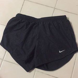 Nike runny shorts